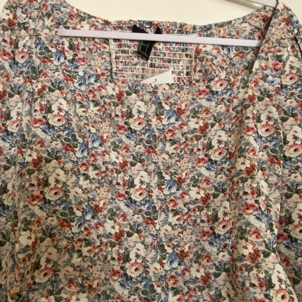 F21 Boho Top - Picture 4 of 5